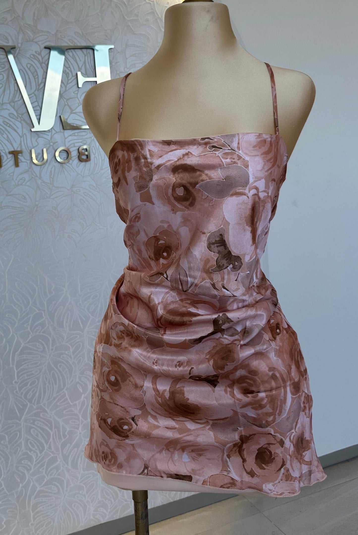 Vestido Satin Rose